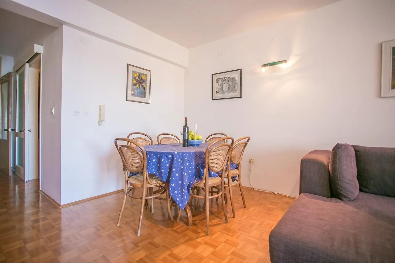 Apartment Zimic Kandlerova Porec 0*,