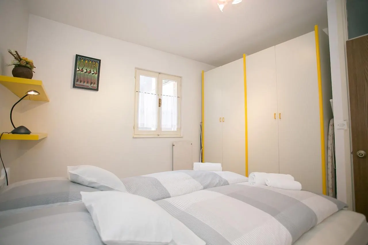 Apartment Zimic Kandlerova Porec 0*,  Croatia